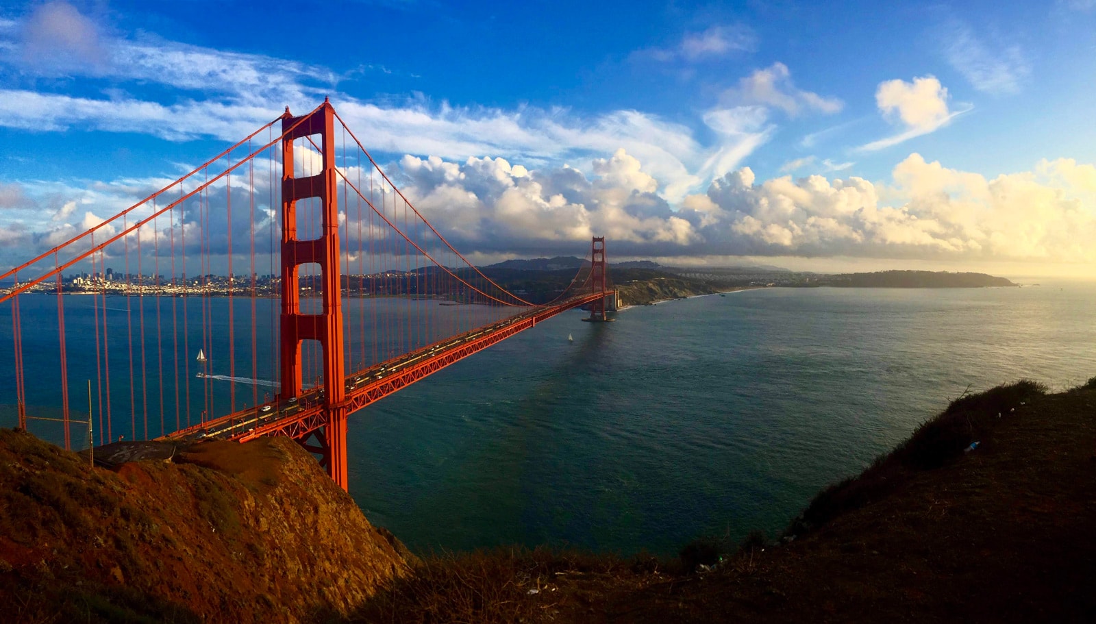 Golden Gate Bridge in San Francisco, California